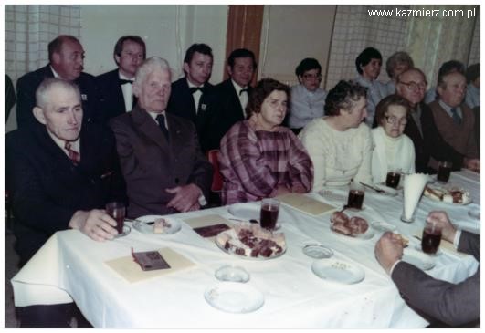 Uroczystość jubileuszowa odbyła się 24 XI 1985. Wzięli w niej udział miejscowi weterani i działacze,...