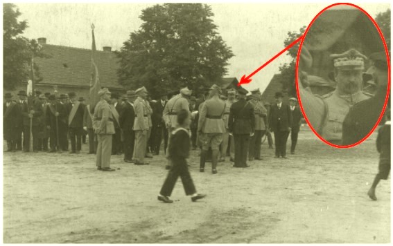wizytacja gen. Józefa Hallera na kaźmierskim rynku 